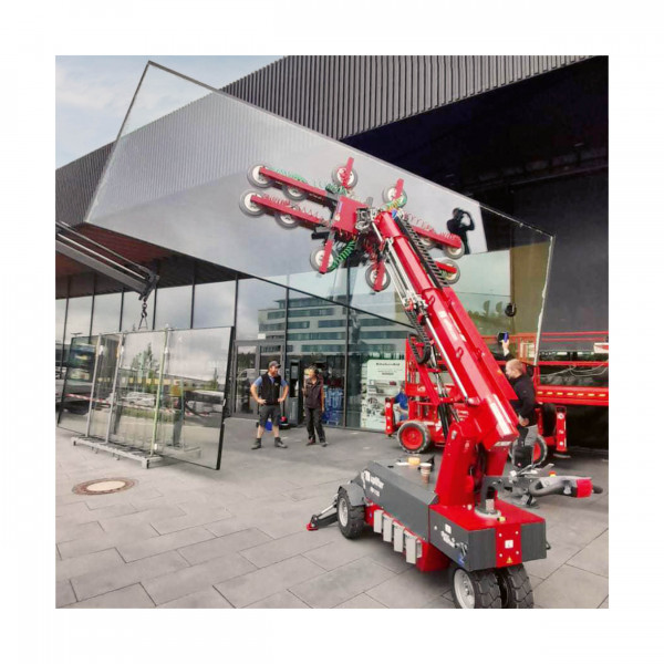 gw1125_glassworker_beast